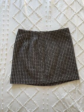 H&M Houndstooth Mini Skirt - Black & White